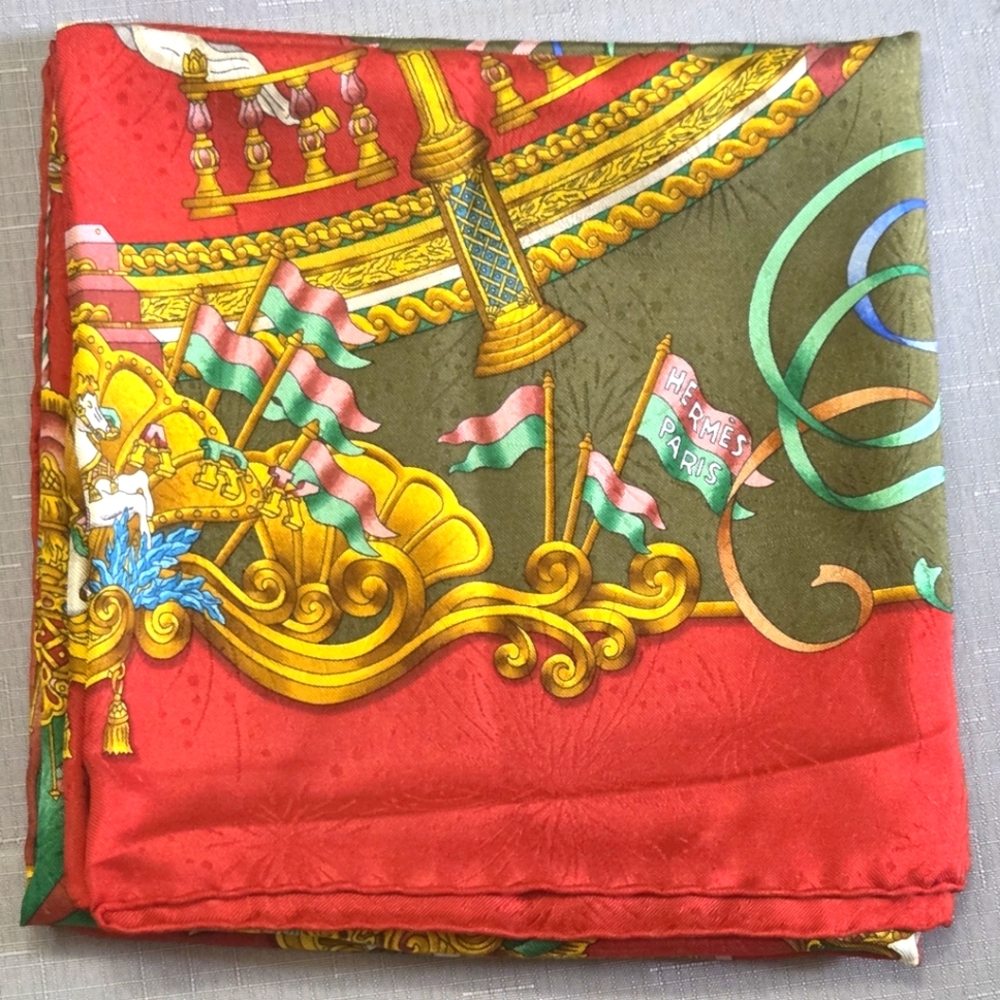 Hermès Luna Park silk scarf .